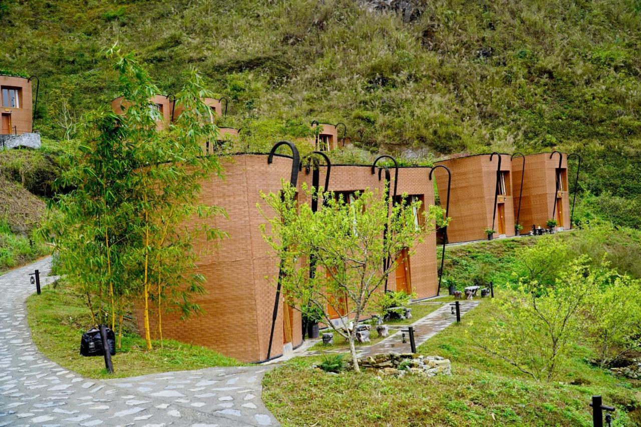 H'Mong Village Resort Ha Giang Exterior photo