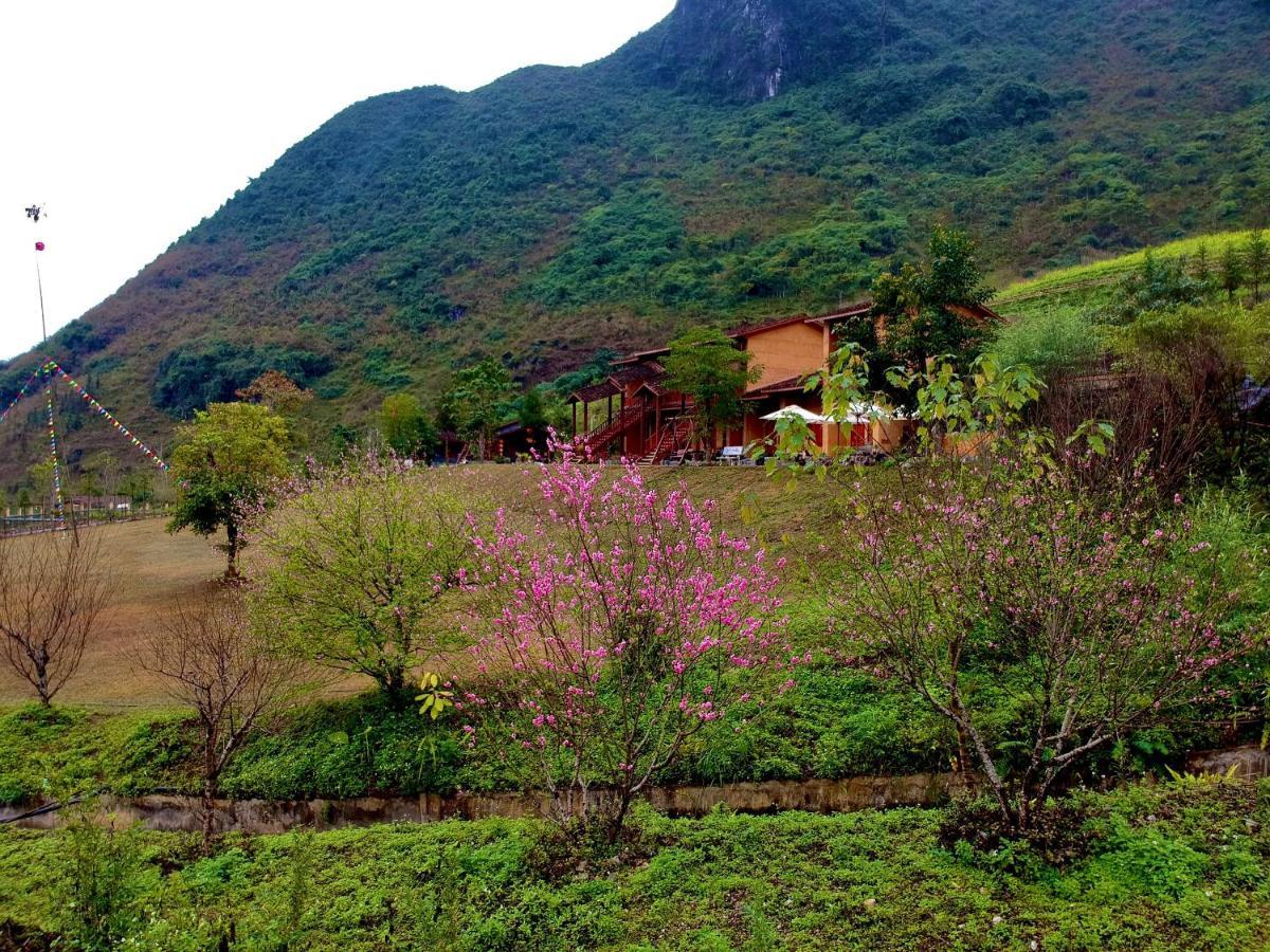 H'Mong Village Resort Ha Giang Exterior photo