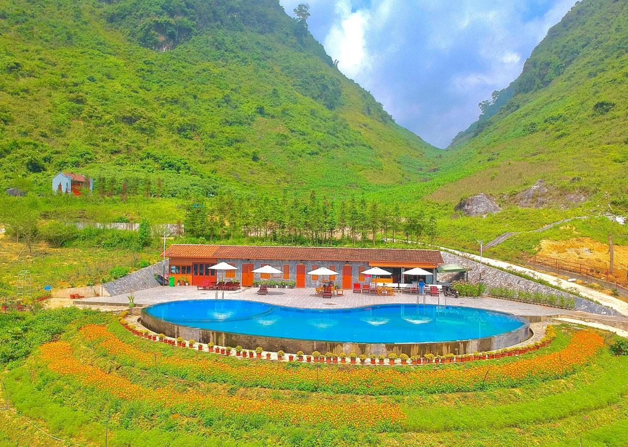 H'Mong Village Resort Ha Giang Exterior photo